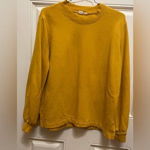 🎄 2 / 27. 🎄Gap Size Medium Mustard colour crew neck long Sleeve sweatshirt